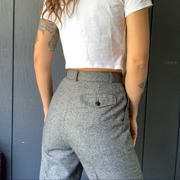 SOLD!!Vintage T.R. Bentley grey pinstripe pleated pant Sz 7/8 - Picture 6 of 6
